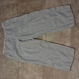 Orvis Gray and Black Striped Capris Size 12